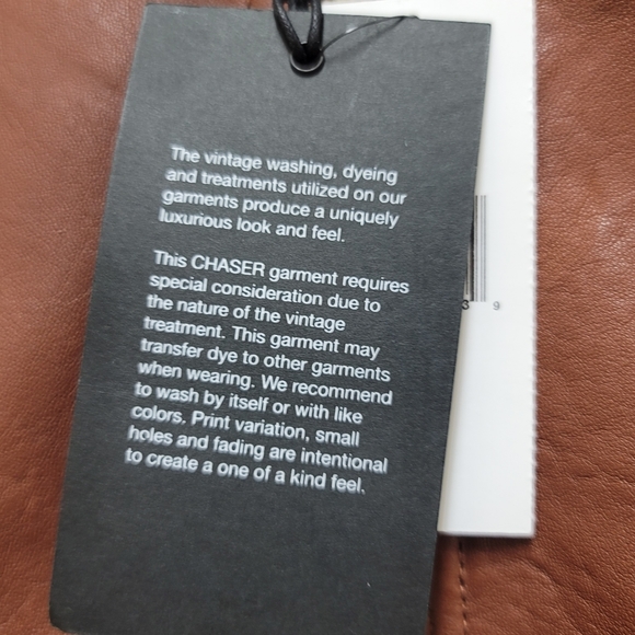 Chaser Blocked 100% Leather Bomber Jacket - Picture 6 of 10